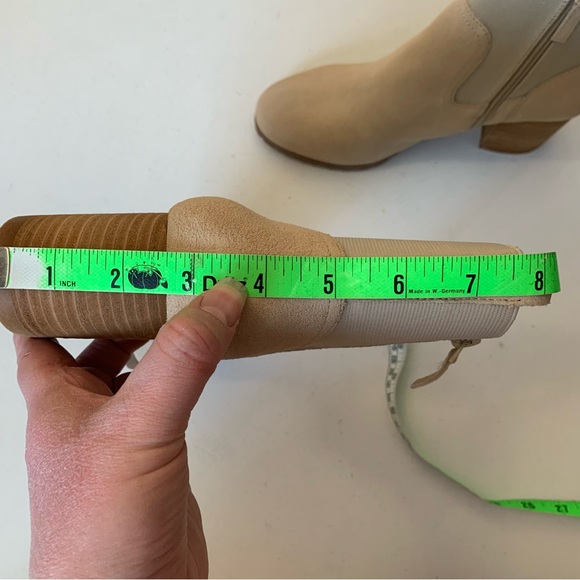 Violet & Red Tan Suede Loaded Knit Cuff Heeled Bootie Boots Size 8.5 NWT - Picture 16 of 17